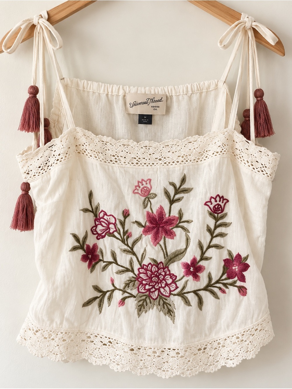 Universal Thread Embroidered Floral Cami – Size M